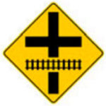 Señal Preventiva SP-35A Intersección Vial Próxima a Cruce con Vía Férrea